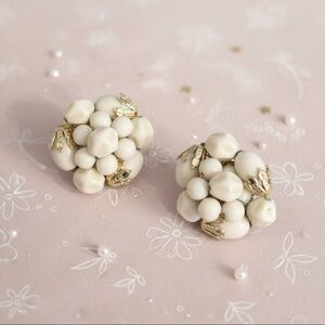 Vintage White Gold Clip On Earrings Antique Shiny Beads Jewelry Accessory Pretty